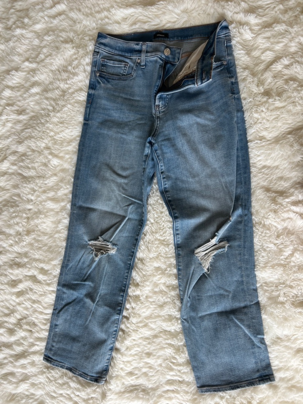 Express Women's Straight Leg Jeans in Light Blue with Distressed Knees